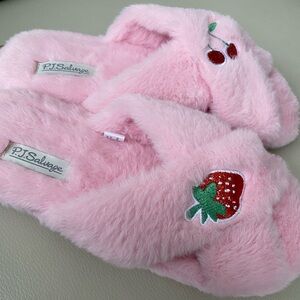 PINK fuzzy slippers - size M/L